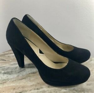 Adrienne Vittadini Black Suede Heels